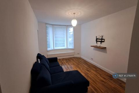 1 bedroom flat to rent, Gavinburn St, Glasgow, G60