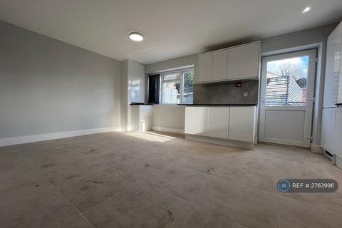 undefined, Adelaide Road, High Wycombe, HP13