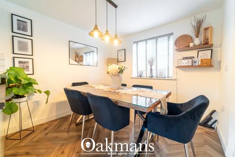 3 bedroom detached house for sale, Squirrel Bank, Worcestershire WR9