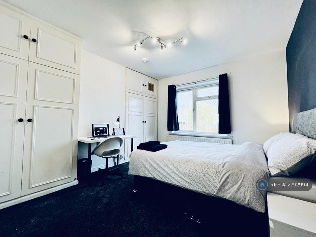 Large Double Bedroom