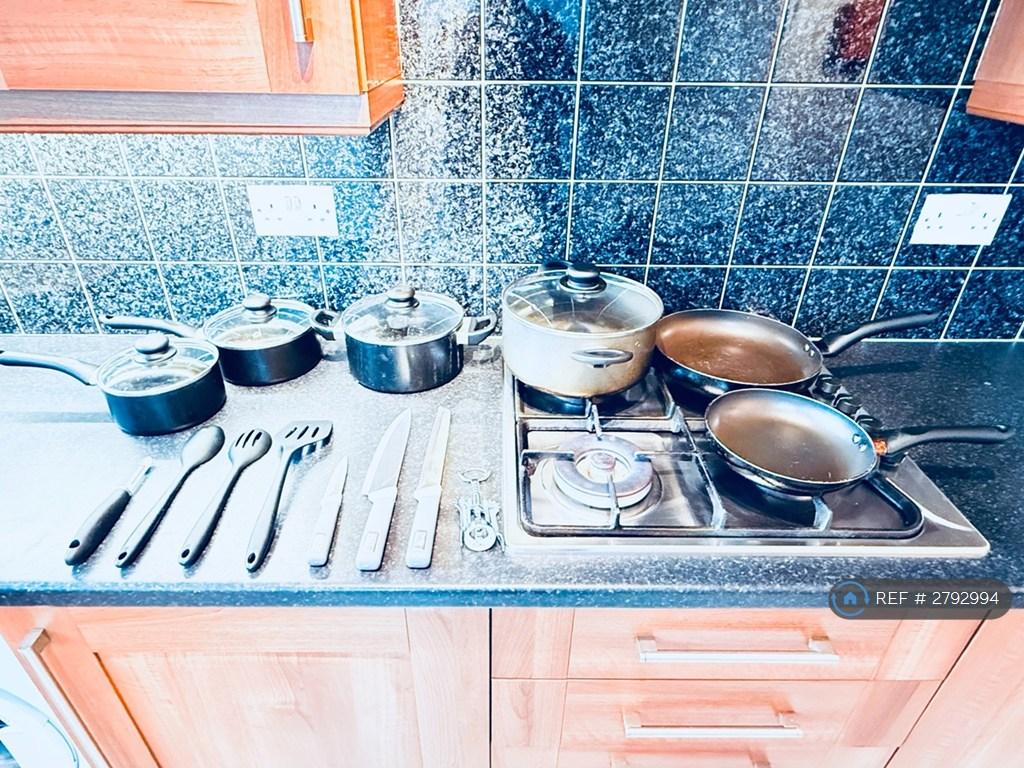 Hob &amp; Cookware