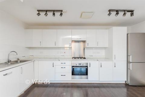 4 bedroom terraced house for sale, Perrin Road, Dartford, Kent