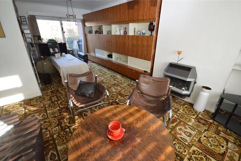 3 bedroom semi-detached house for sale, Rosslyn Crescent, Luton, Bedfordshire, LU3