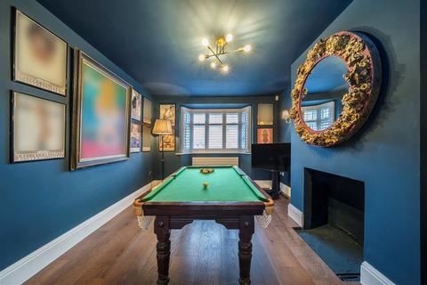 undefined, Sanderstead Avenue, London NW2
