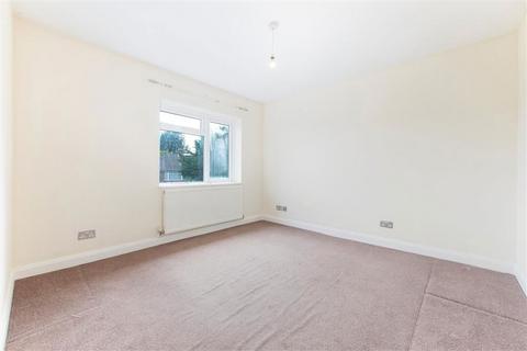 4 bedroom house for sale, Cumbrian Gardens, London NW2