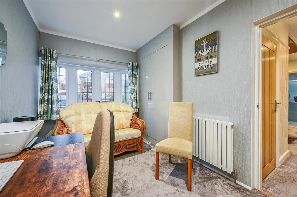 18 NEWLANDS AVENUE - TN394 HA - PHOTOS (12).jpg