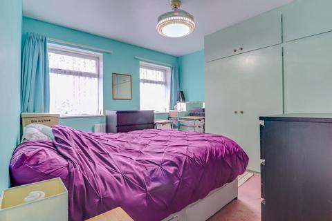 3 bedroom semi-detached house for sale, Woodland Drive, Leicester, LE3