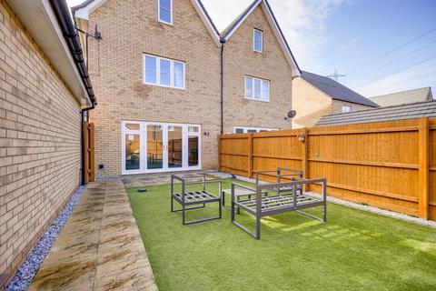 undefined, Hadrian Crescent, Leighton Buzzard