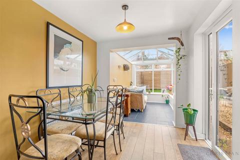 3 bedroom semi-detached house for sale, The Knapp, Evesham WR11