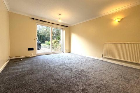 3 bedroom detached house to rent, Verran Road, Camberley, Surrey, GU15
