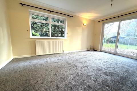 3 bedroom detached house to rent, Verran Road, Camberley, Surrey, GU15
