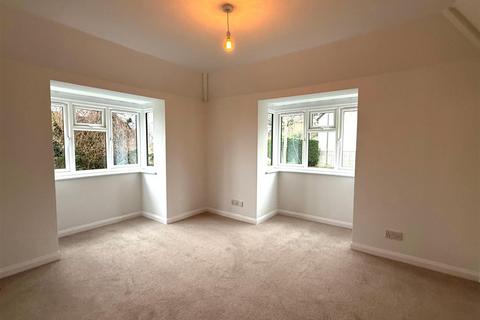 undefined, Green Lane, Farnham GU9