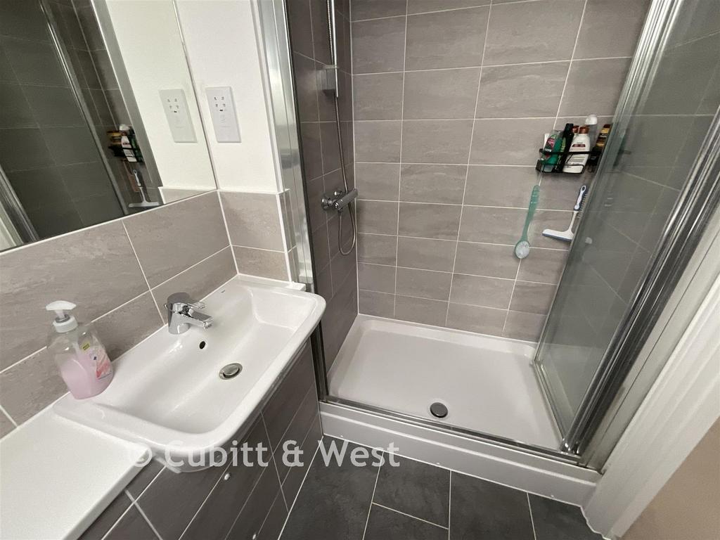 En Suite Shower Room