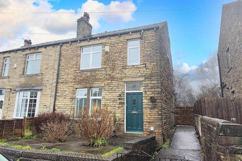 3 bedroom end of terrace house for sale, Bracken Road, Brighouse HD6