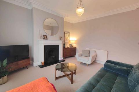 3 bedroom end of terrace house for sale, Bracken Road, Brighouse HD6