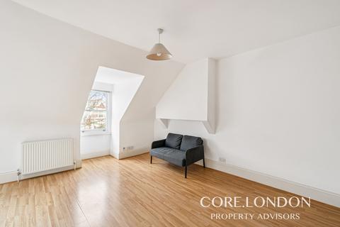 undefined, Walpole Gardens, Chiswick, W4