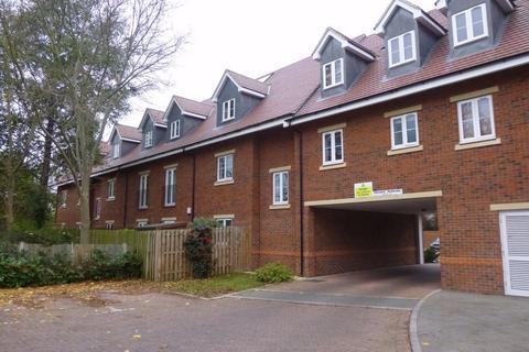 undefined, Green Farm Road, Newport Pagnell, MK16