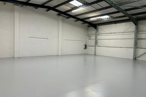 Warehouse to rent, Limberline Spur Portsmouth PO3 5JR