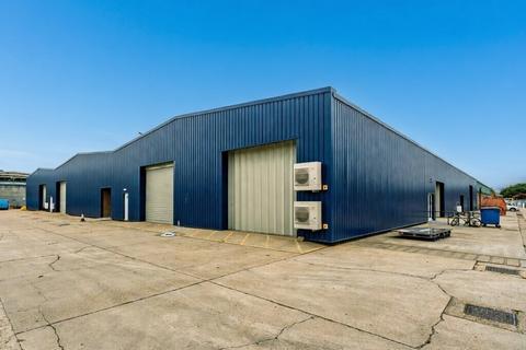 Warehouse to rent, Limberline Spur Portsmouth PO3 5JR