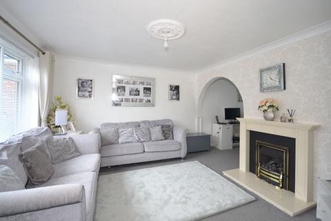 3 bedroom terraced house for sale, Temple Way, West Malling ME19