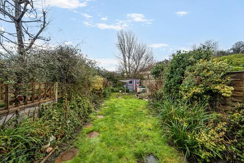 4 bedroom terraced house for sale, Victoria Road, Godalming, GU7