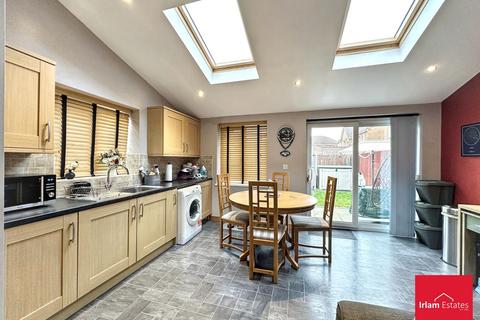 3 bedroom semi-detached house for sale, Rixtonleys Drive, Irlam, M44