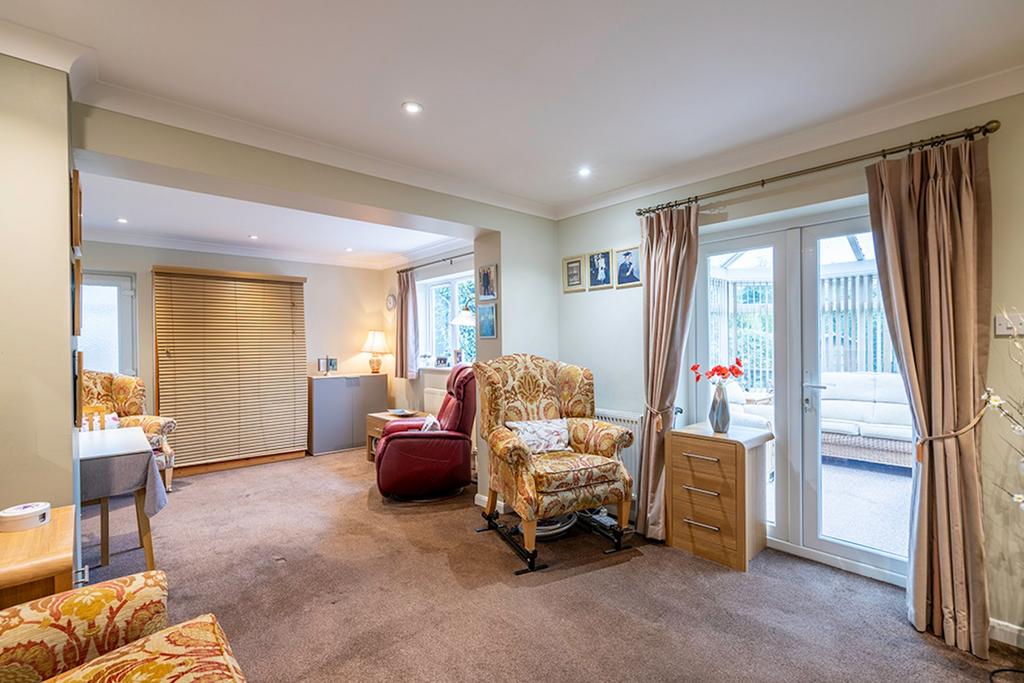 Annexe Two Sitting &amp; Dining Area
