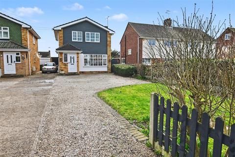 4 bedroom detached house for sale, Long Road, Canvey Island SS8