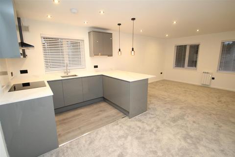 undefined, Water Lane, Kings Langley, WD4