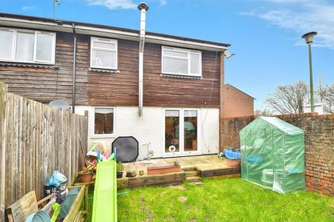 3 bedroom end of terrace house for sale, Longfield, Tenterden