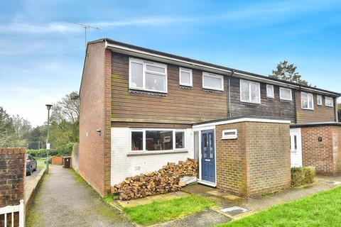 3 bedroom end of terrace house for sale, Longfield, Tenterden