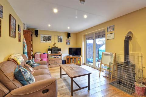 3 bedroom end of terrace house for sale, Longfield, Tenterden