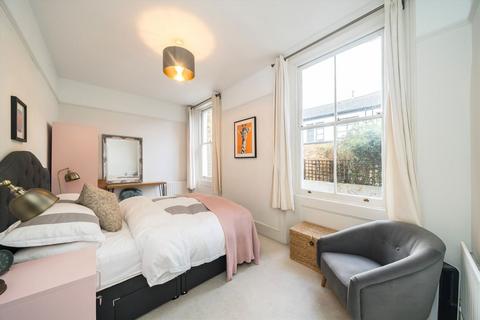2 bedroom flat for sale, Ramsden Road, London SW12