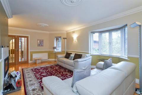 undefined, Bamburgh Grove, Leamington Spa