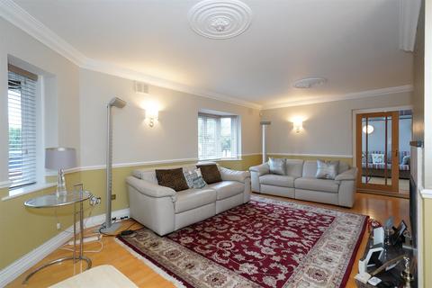 undefined, Bamburgh Grove, Leamington Spa