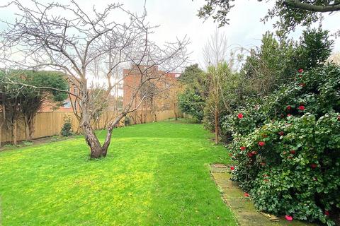 3 bedroom house for sale, New Park Avenue, Bexhill-On-Sea