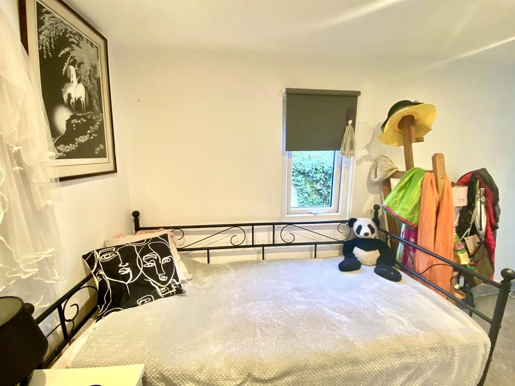 Bedroom 1.jpeg