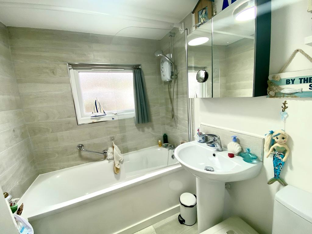 Bathroom.jpeg