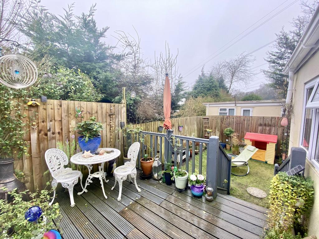 Decking 2.jpeg