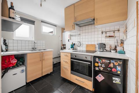 undefined, Melfort Road, Thornton Heath, CR7