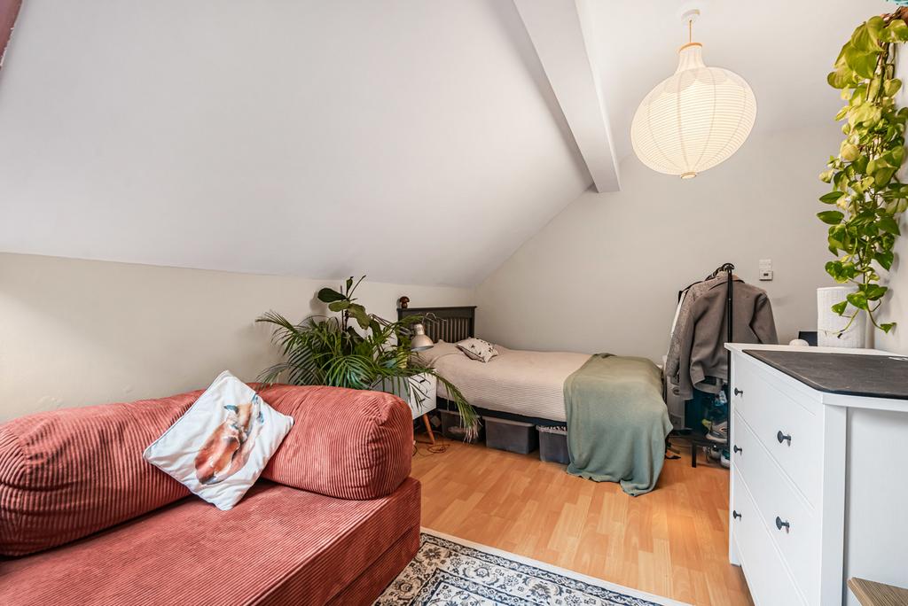 Studio Room