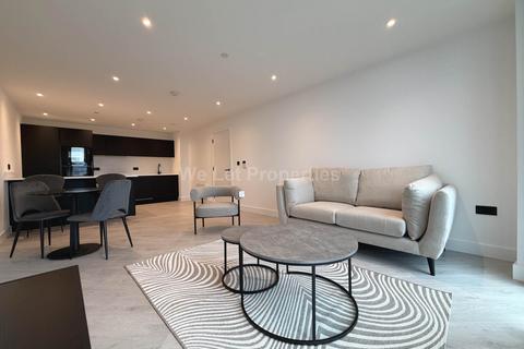 2 bedroom apartment to rent, Trinity Way, Manchester M3