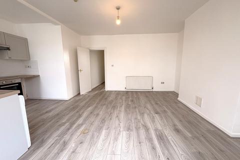 2 bedroom flat to rent, Stacey Road, Cardiff CF24