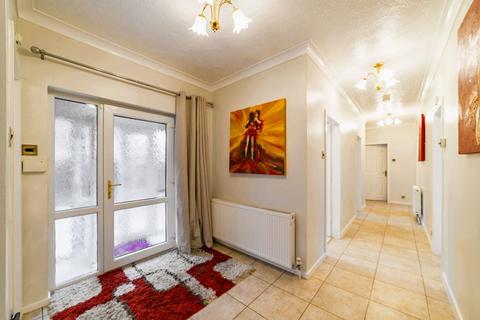 2 bedroom detached bungalow for sale, Devonshire Close, Heywood OL10
