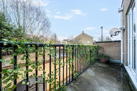 3 bedroom semi-detached house for sale, Franklin Place, London