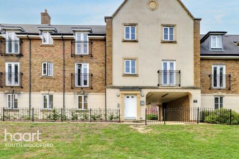 2 bedroom apartment for sale, College Close, Loughton