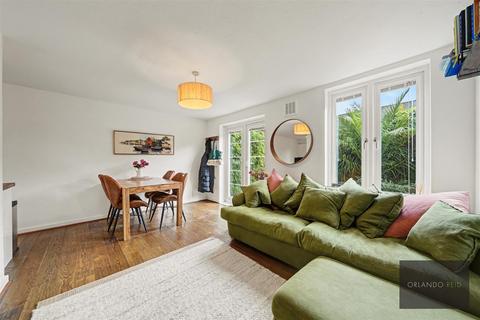 1 bedroom apartment for sale, Bobbin Close, Clapham