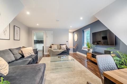 2 bedroom apartment for sale, Austin Court, Uxbridge Road, Rickmansworth, WD3