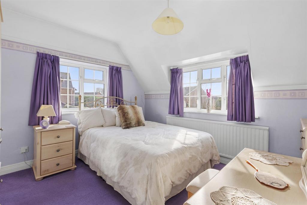 3 Copners Drive, HP15 6 SG-2.jpg