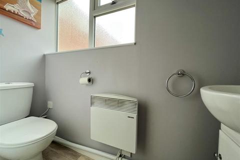 undefined, Robins Close, Stourbridge